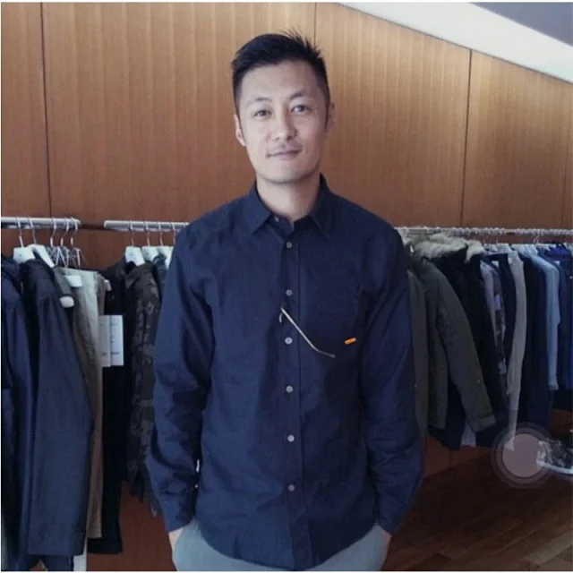 MADNESS Shirts Oxford button-down long-sleeve shirt with chest pocket product detail image 3