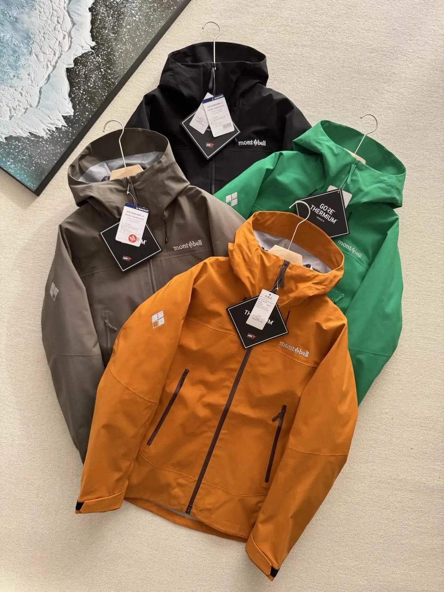 Meishan Montebell Rain Dancer Anti Splashing Mountaineering Outdoor Multi functional Hooded Men's and Women's Three in One Stormtrooper Jacket! The inner liner is detachable and can be worn alone