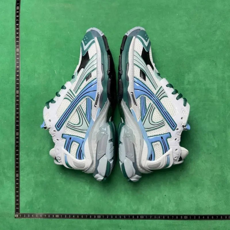 Balenciaga Runners Link 2 12