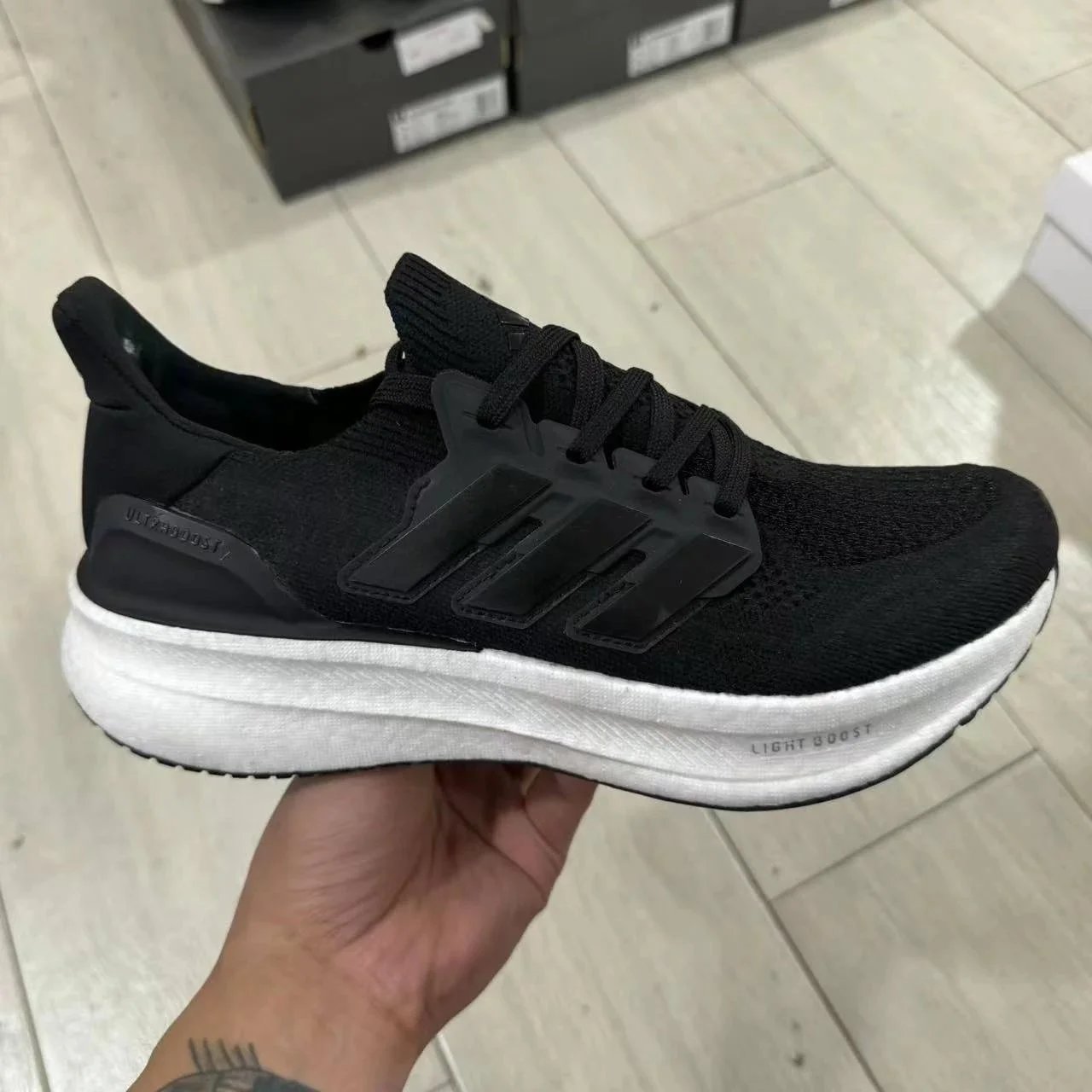 Adidas UltraBoost V2 7