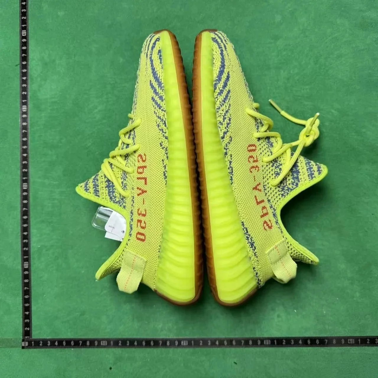 No. 9 Yellow Zebra B37572