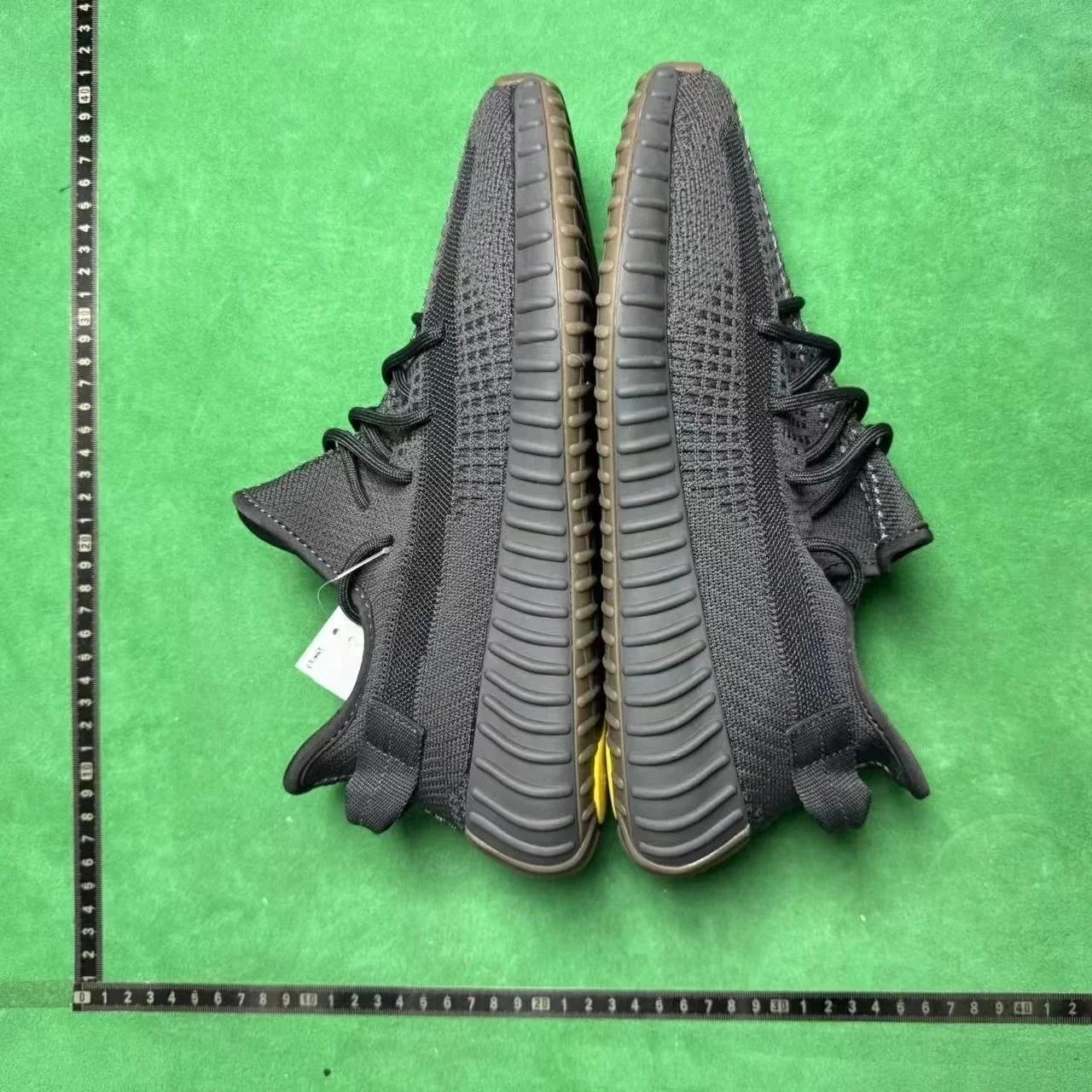 Black raw rubber FY2903