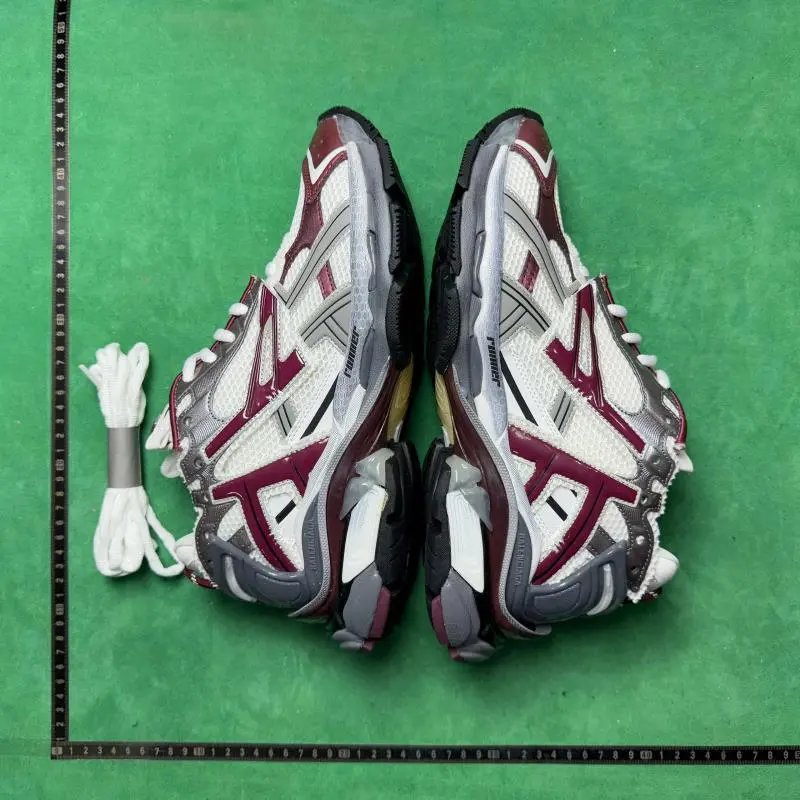 Balenciaga Runners Link 1 9