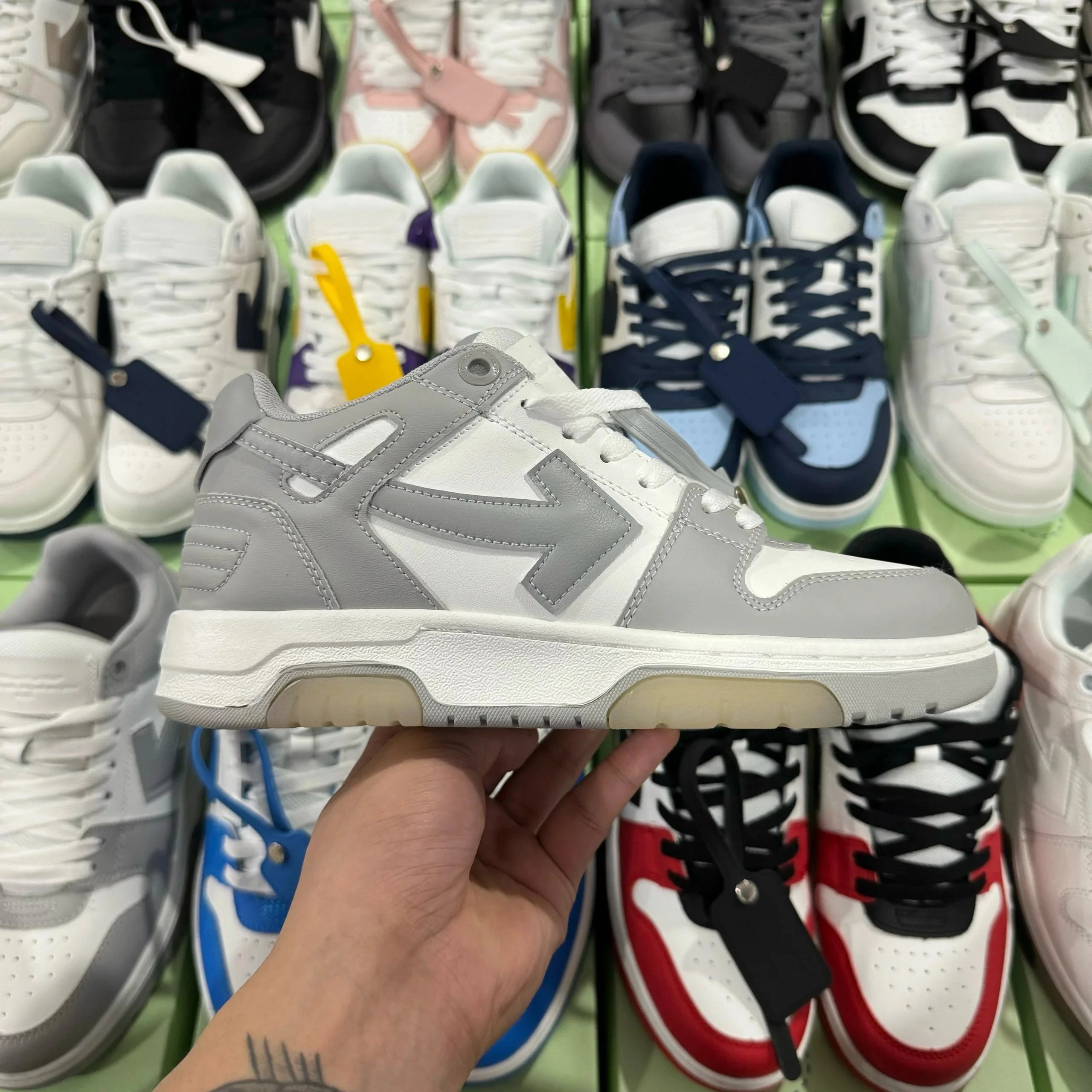 Off-white Out Of Office · 2