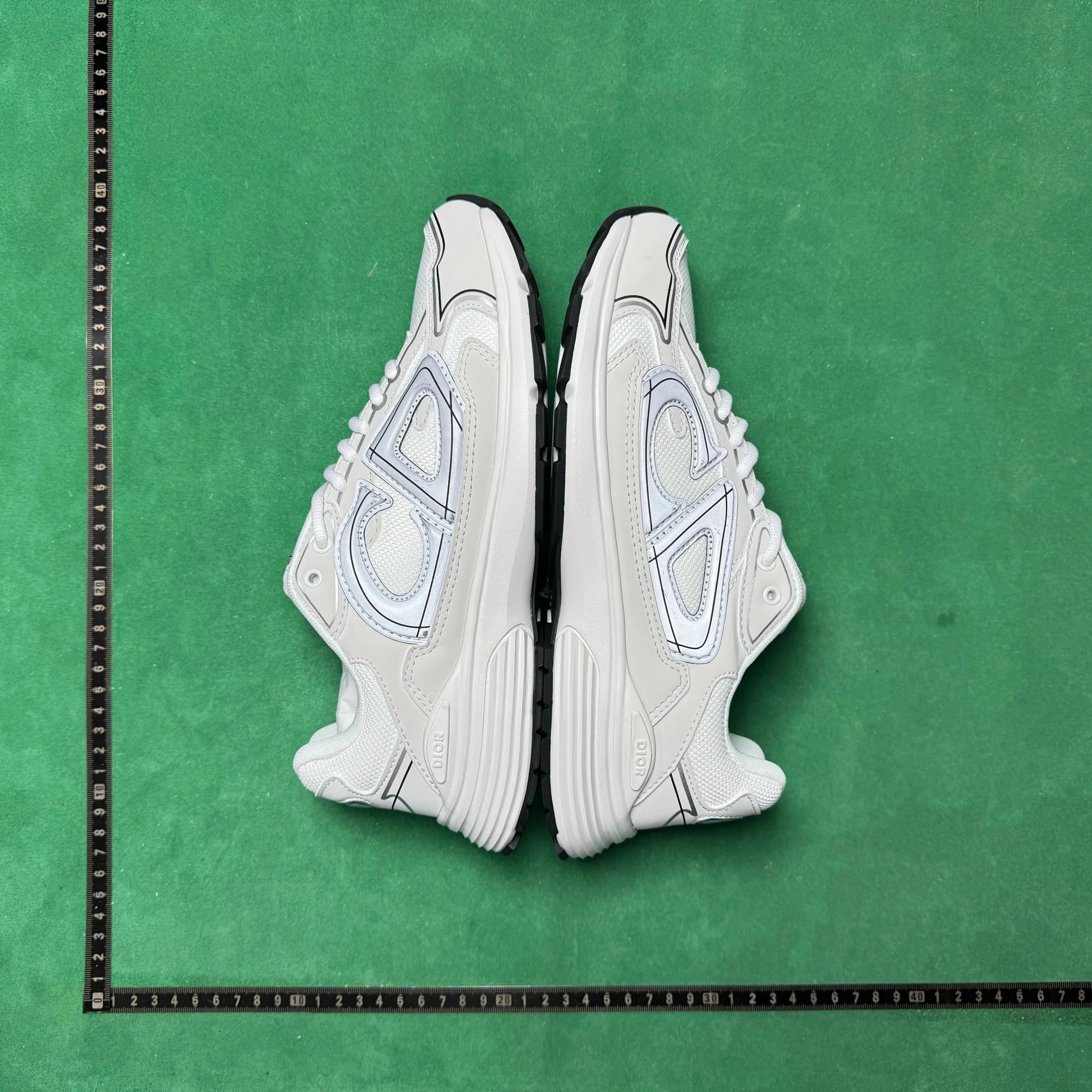 No.3 White