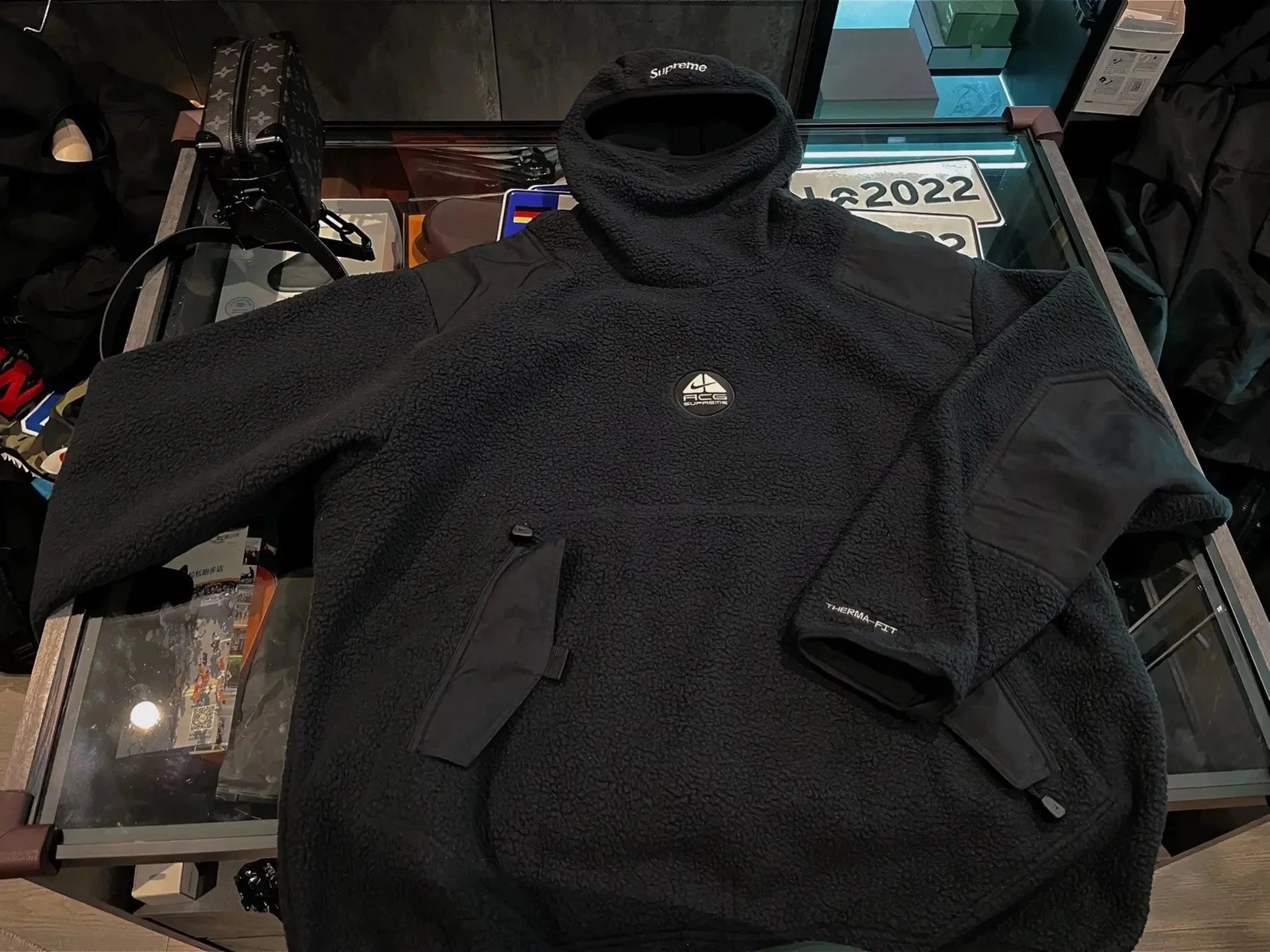 Nike ACG Fleece Hooded Jacket Beige/Olive Green Outerwear - 3