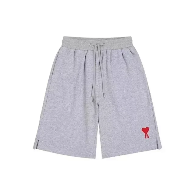 AMI Paris Shorts Drawstring with de Cœur heart patch product detail image 13
