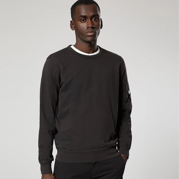 9910 Black Hoodie What's App: 8616517022139