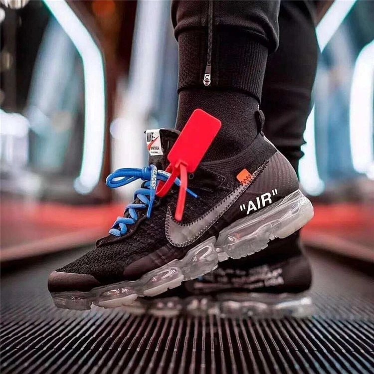 VaporMax 2.0 Black AA3831-