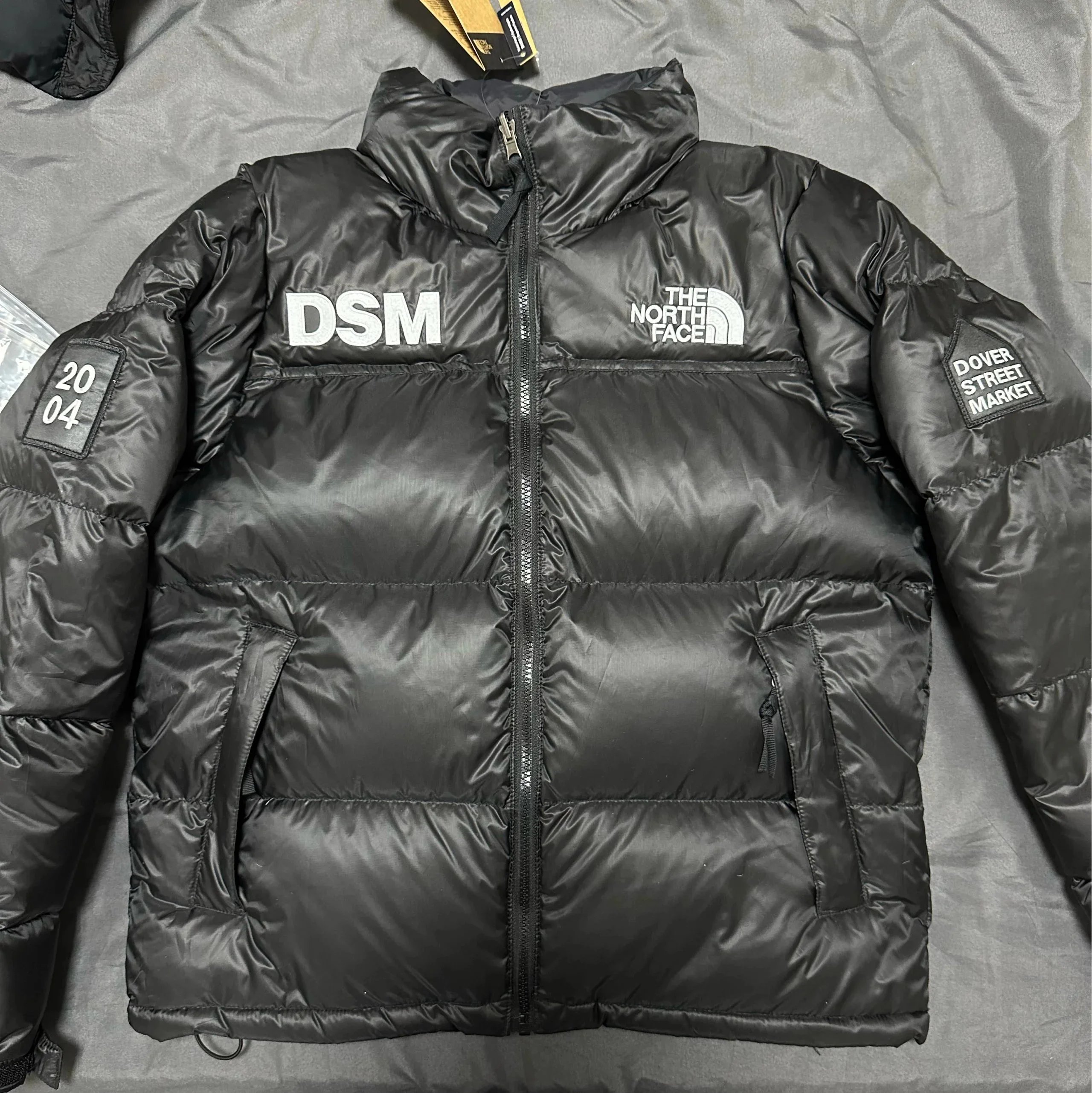 DSM co branded black