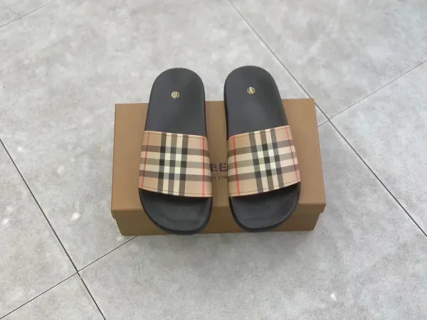 Burberry Check-Strap Slide Sandals Black - 11