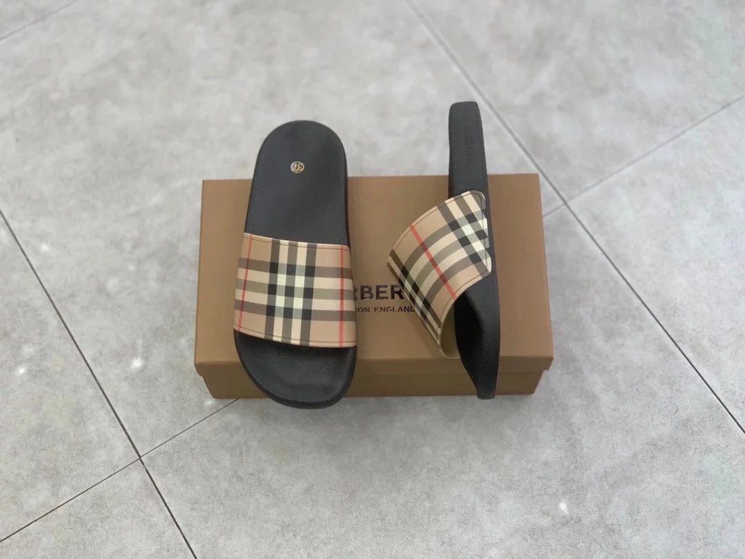 Burberry Check-Strap Slide Sandals Black - 12
