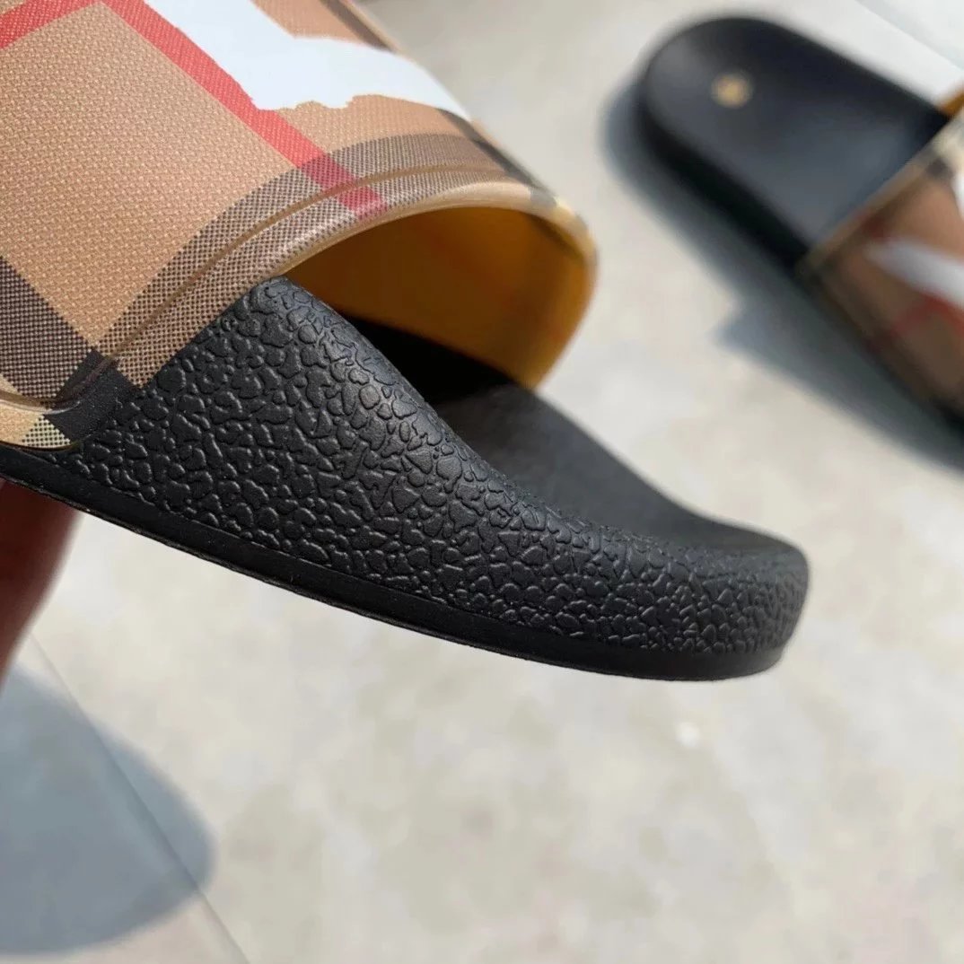 Burberry Check-Strap Slide Sandals Black - 40