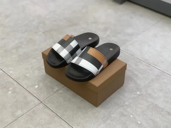 Burberry Check-Strap Slide Sandals Black - 15
