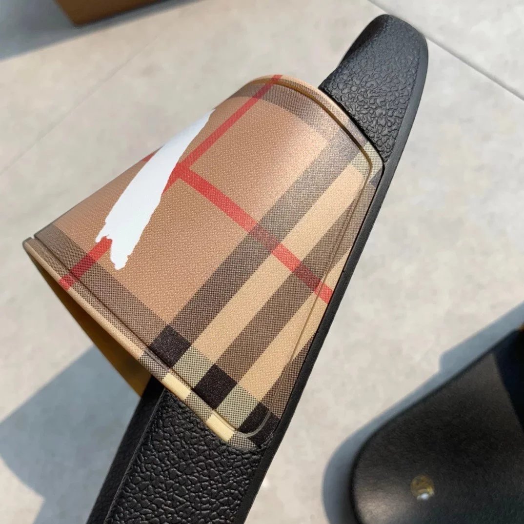 Burberry Check-Strap Slide Sandals Black - 42