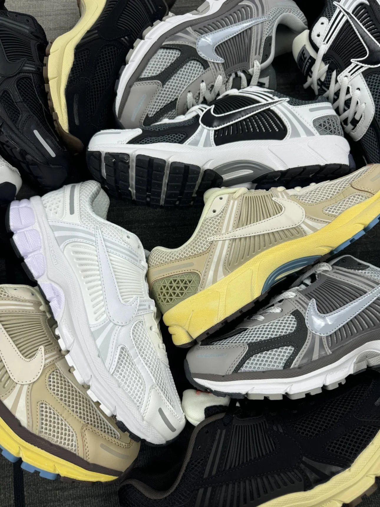 [New Spring Style | Factory Special | Long-Term Supply | Dropshipping] Zoom Vomero 5 "White/Black" Vomero 5 Series Classic Retro Casual Running Shoes
