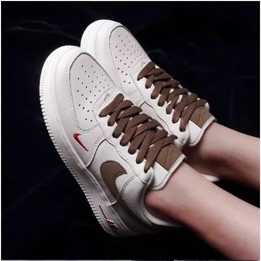 Milk Cafe Low Top (Pure Original Version)