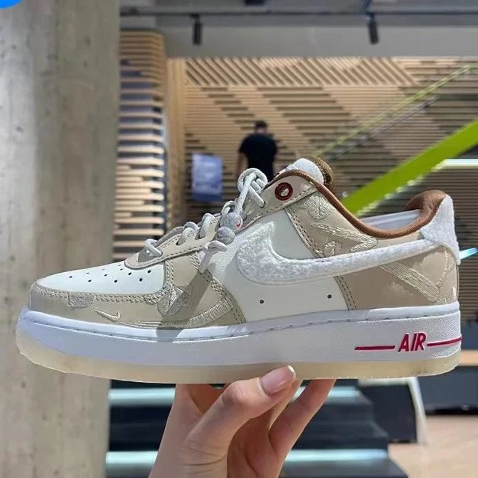 Year of the Rabbit Beige Limited (Pure Original Version)
