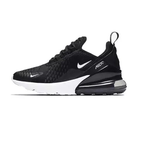 Max270 Black and White