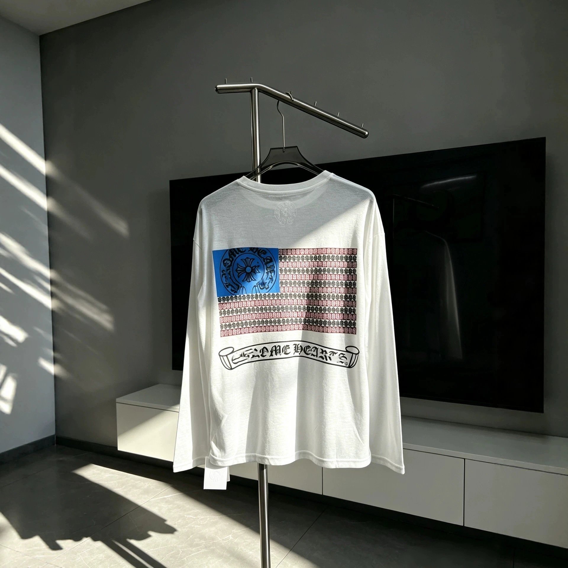 White Long Sleeve Graphic T-Sh
