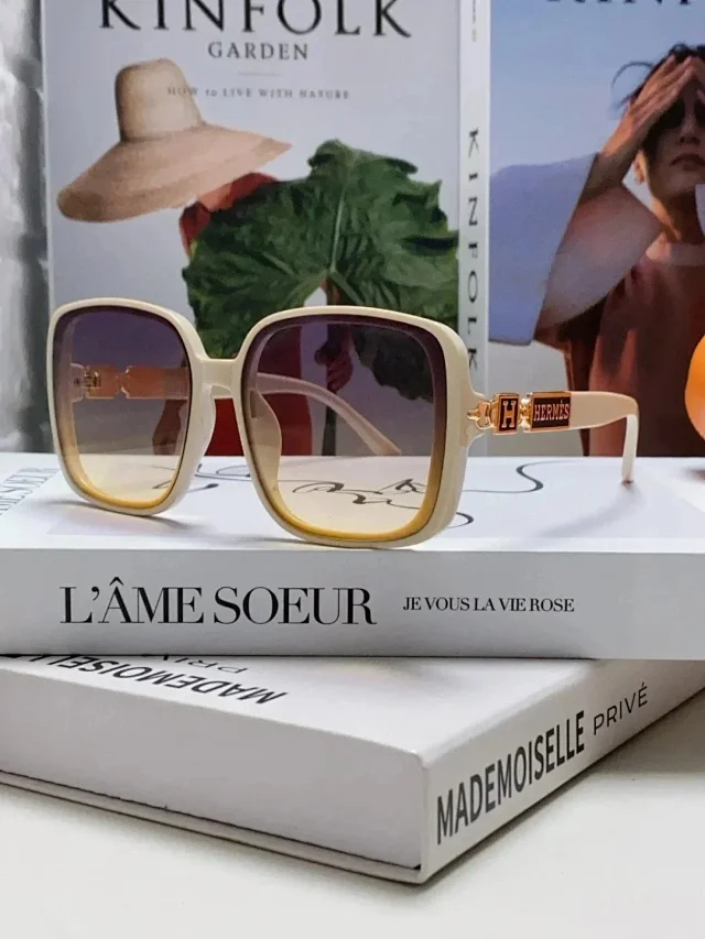 Louis Vuitton Eyewear Oversized square sunglasses product detail image 7