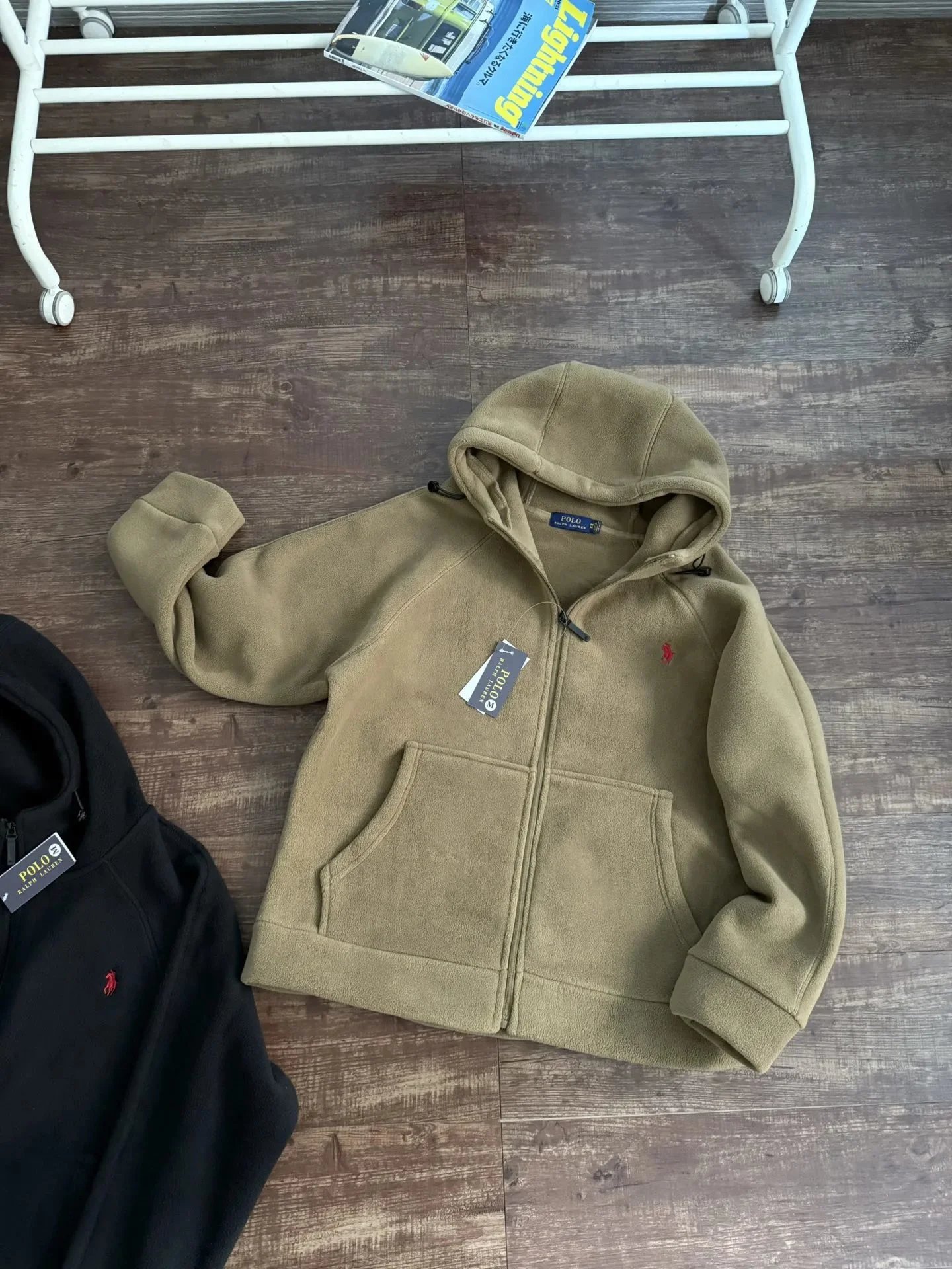 Product view 33