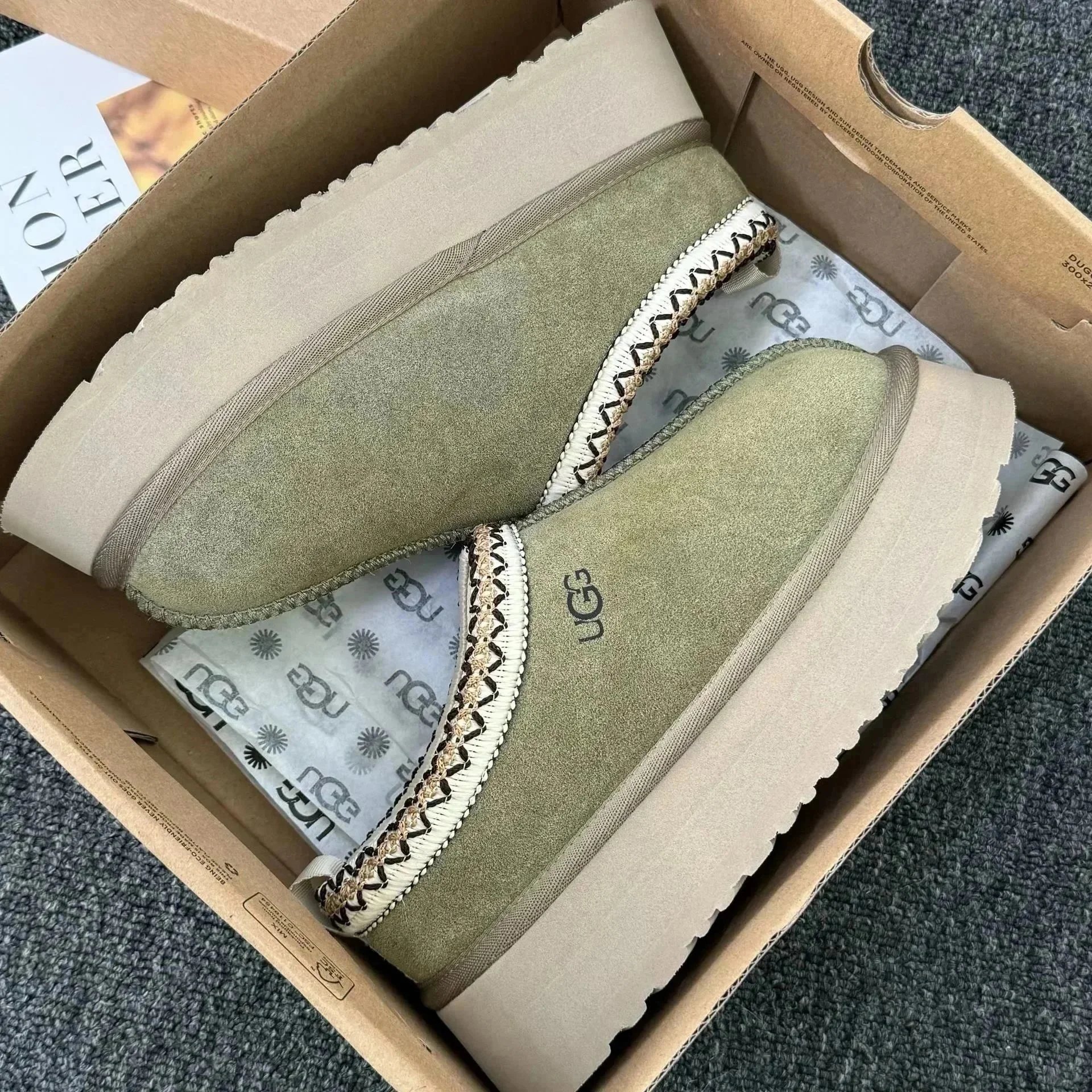 Dark Green//Platform Snow Boots