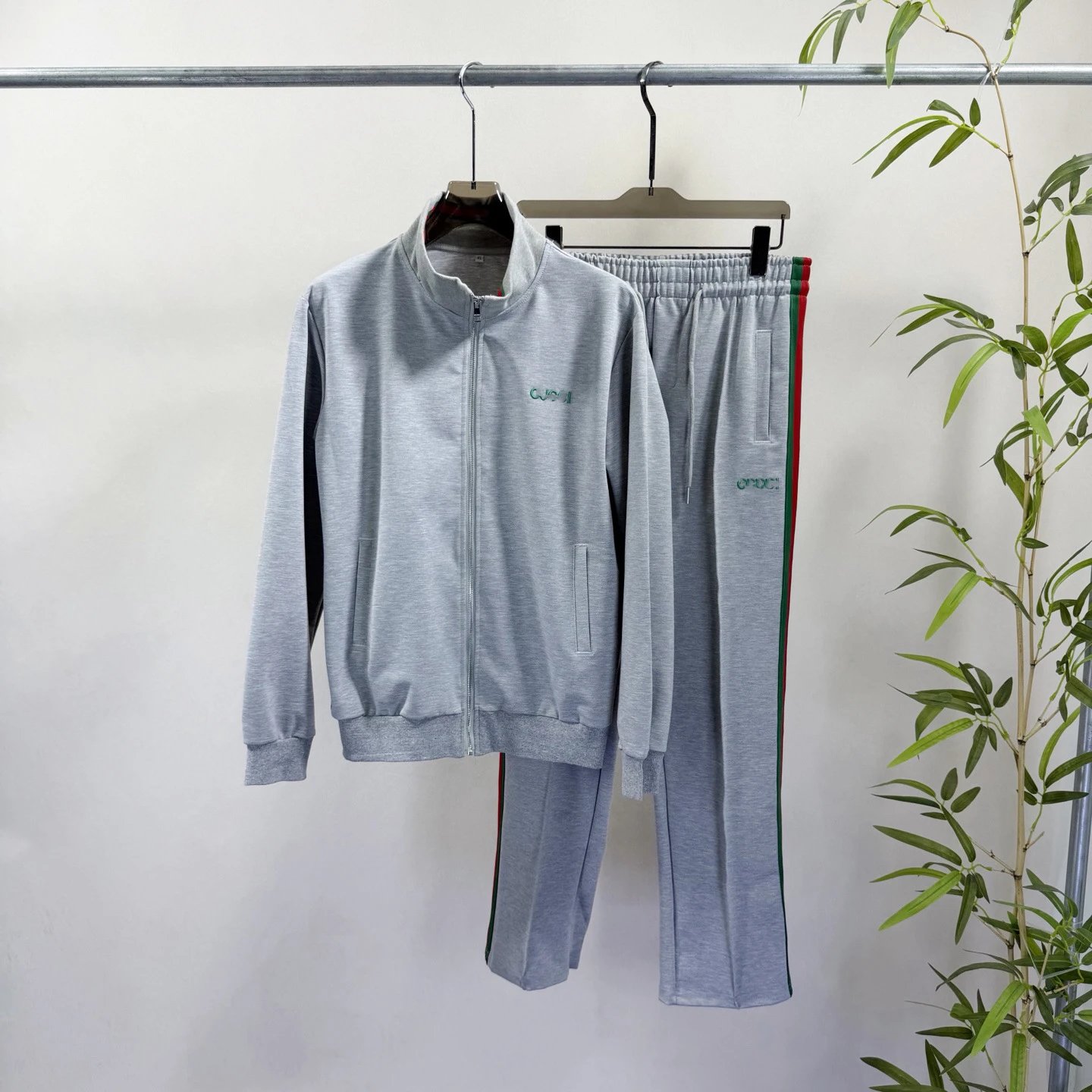 Gucci Track Suit Gray Sporty S