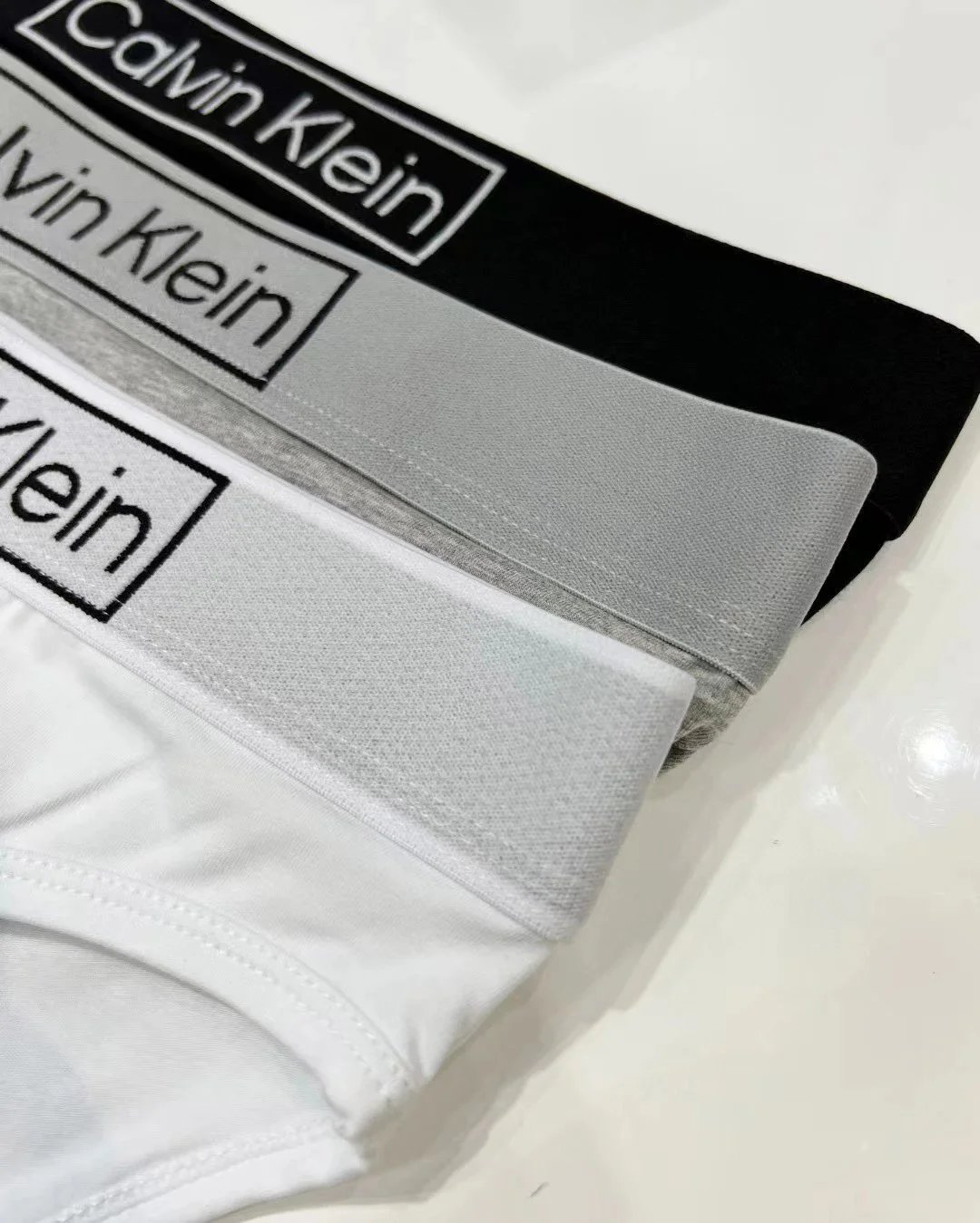 Calvin Klein Modern Cotton Gray Briefs Underwear - 12
