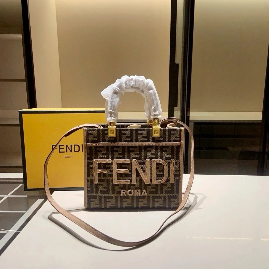 Fendi Peekaboo ISeeU FF Logo Black Leather Shoulder Bag - 2