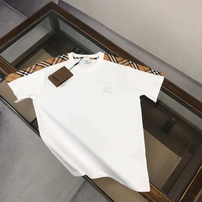 05Burberry