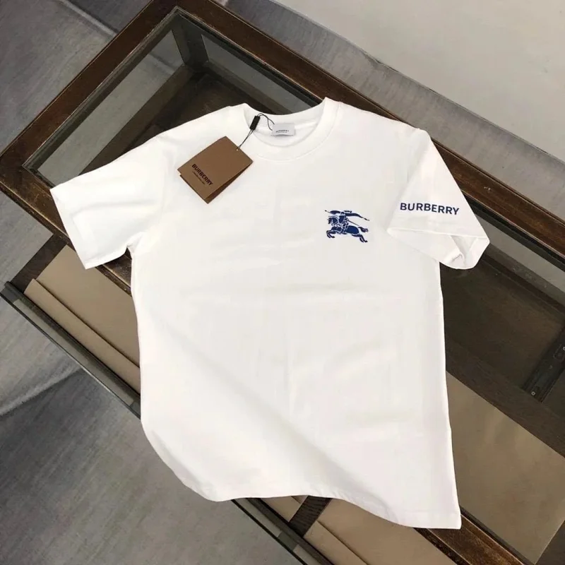 04Burberry