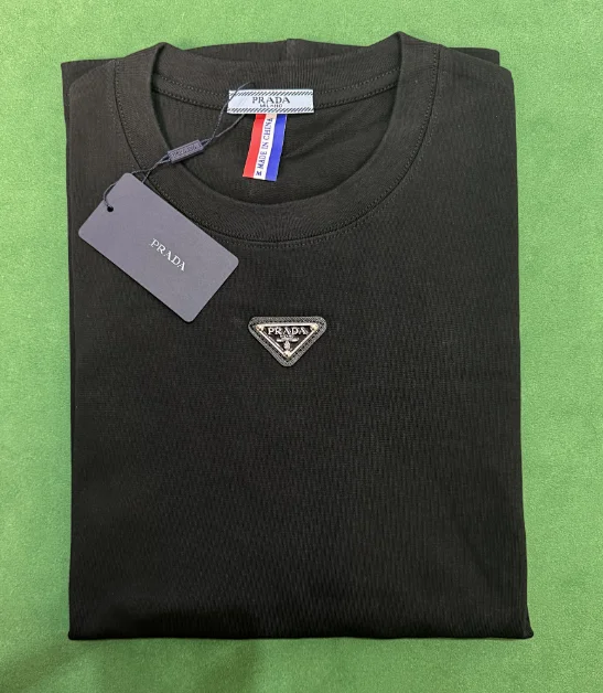 05Prada