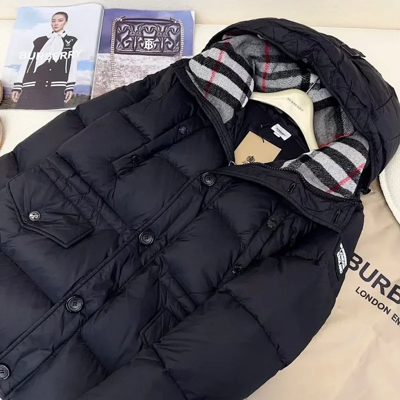 Burberry black -90% white duck down