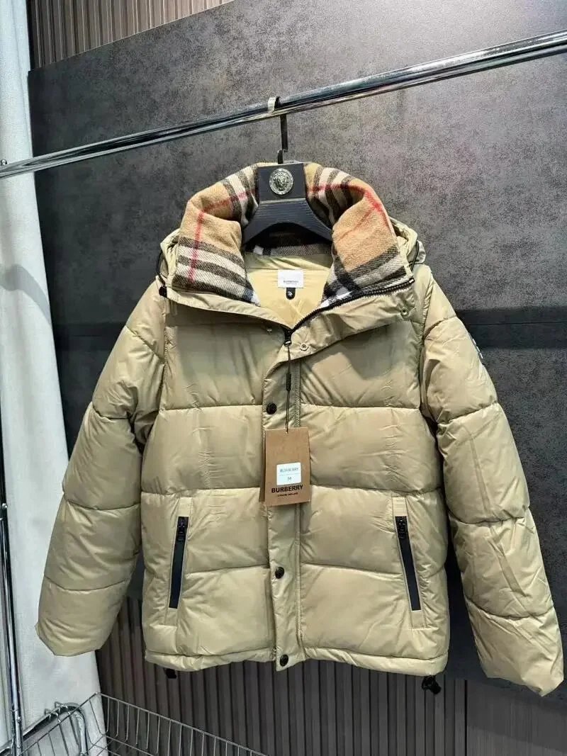 Burberry khaki sleeves are detachable (black label)