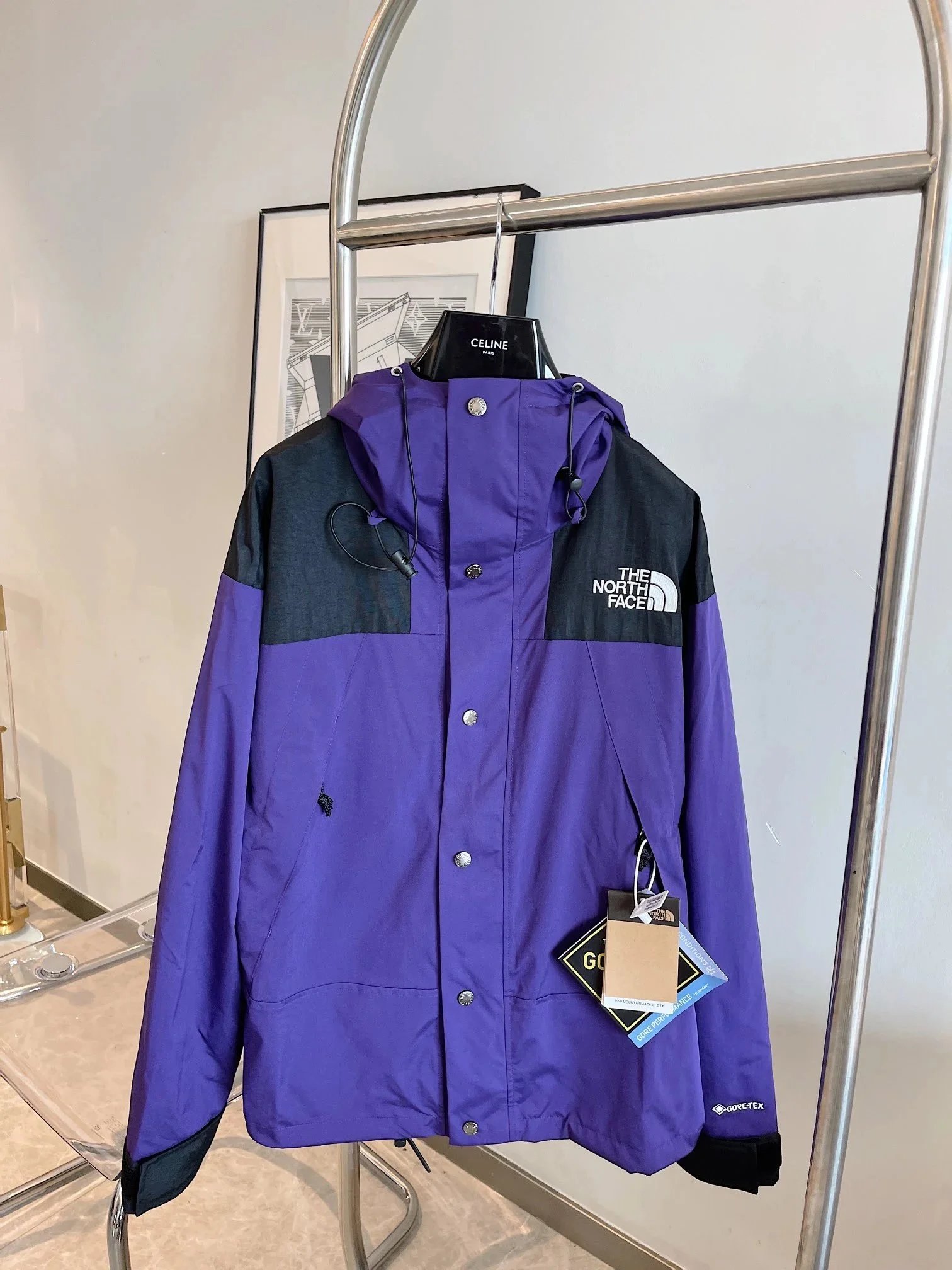The North Face Mountain Light Jacket Army Green Outerwear - 16