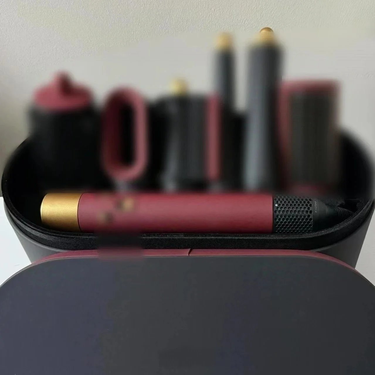 Dyson  HS08