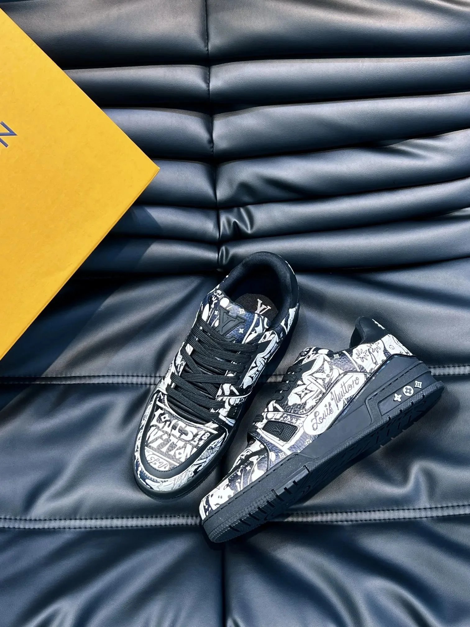 LOUIS VUITTON shoes-10