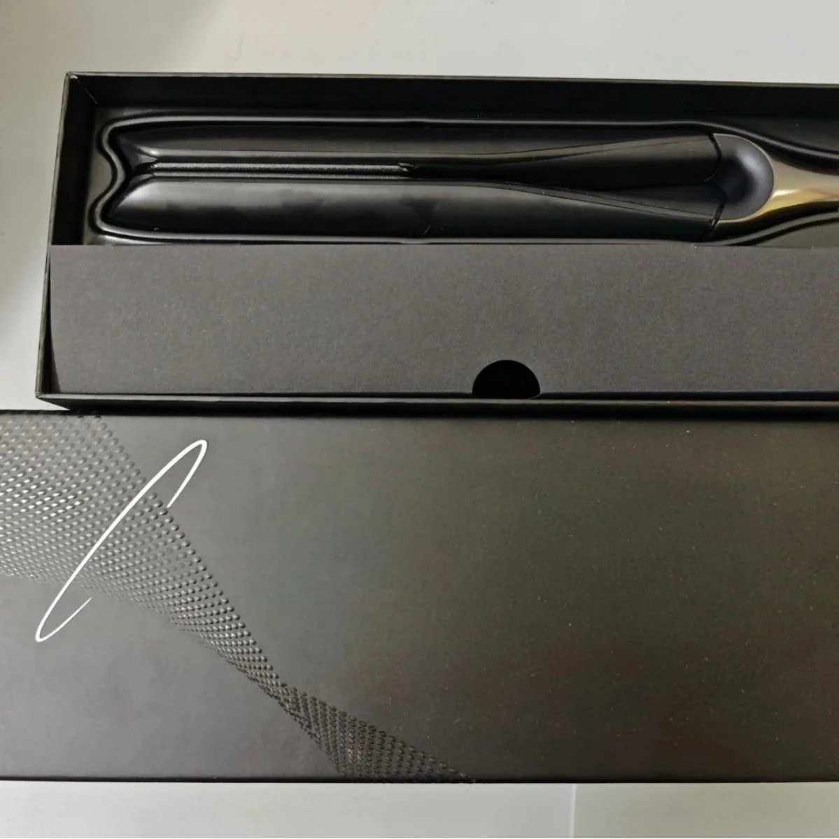 DHG Straightener curler