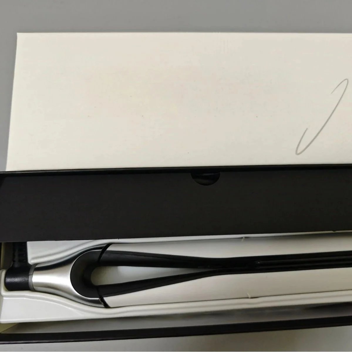 DHG Straightener curler