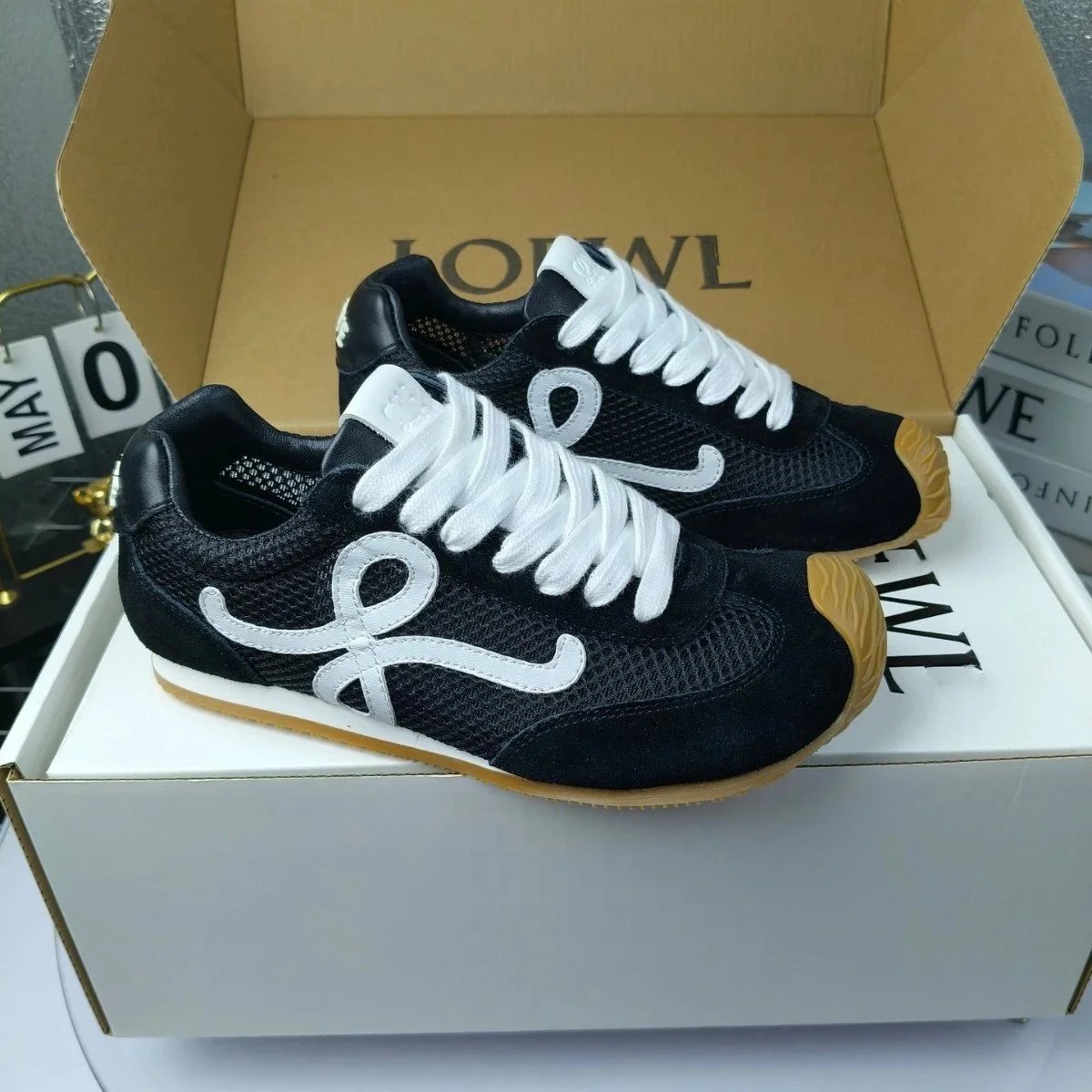 LOEWEW shoes-4
