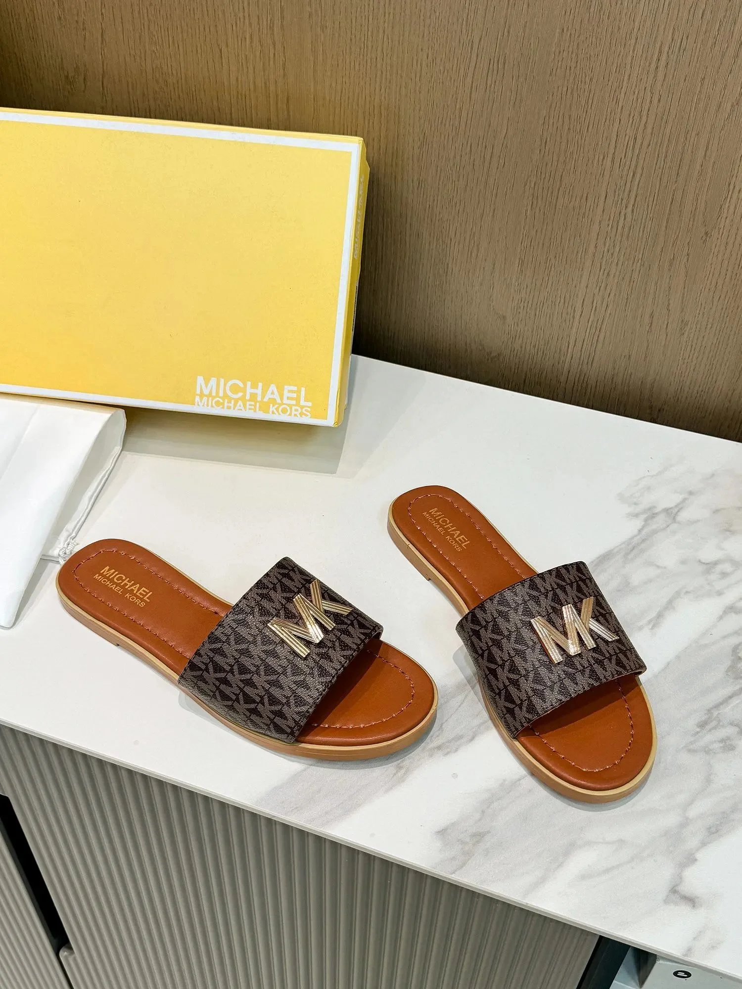MICHAEL KORS SHOES-1 – QC photos preview | CnFans  | 7503617215