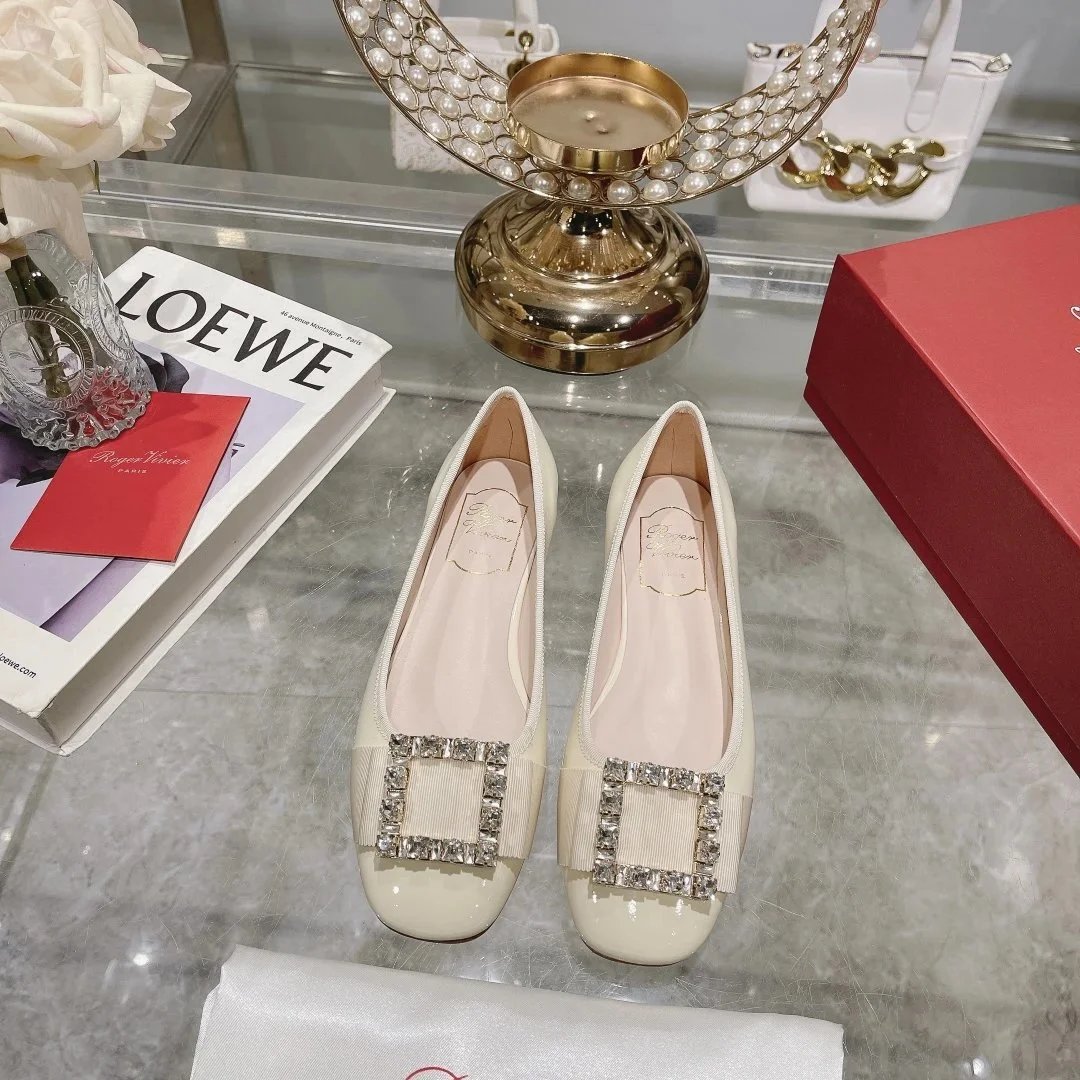 1:1 Batch Roger Vivier shoes-3