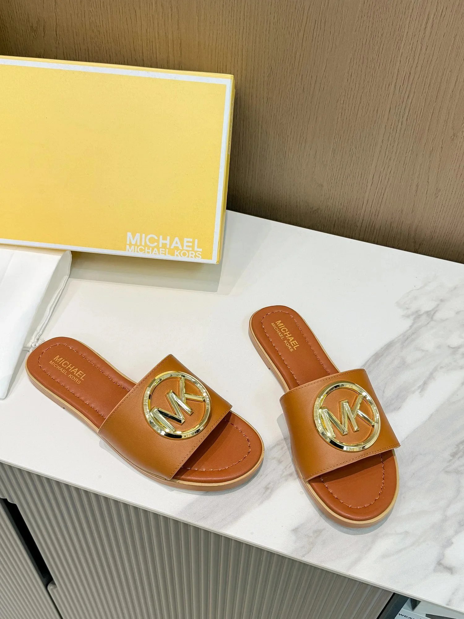 MICHAEL KORS SHOES-1 – QC photos preview | CnFans  | 7503617215