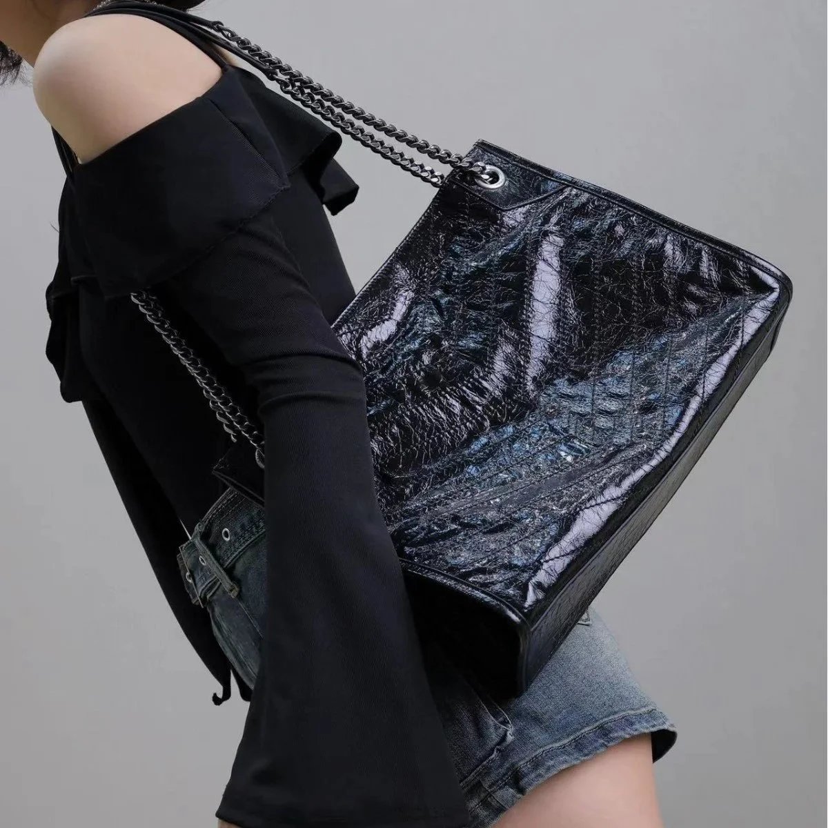 SAINT LAURENT bag