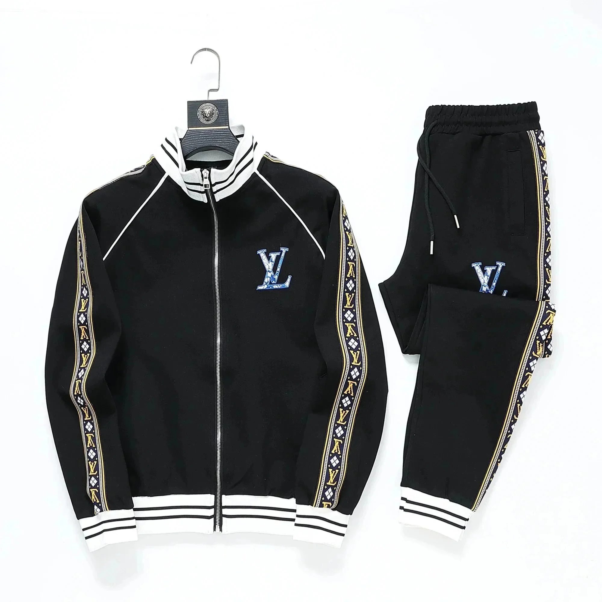 Trendy Tracksuit photo 6