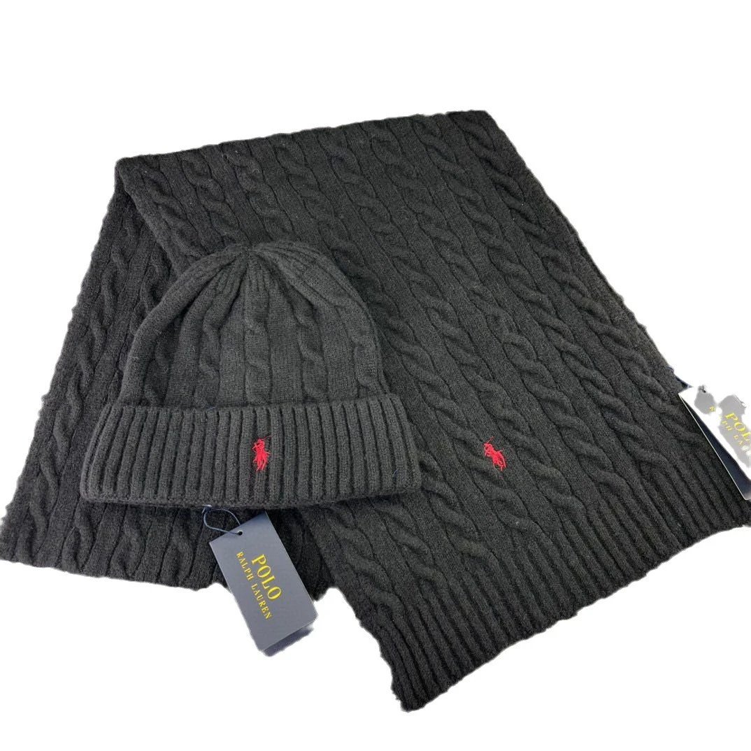 A twopiece set of retro British scarf and hat 5