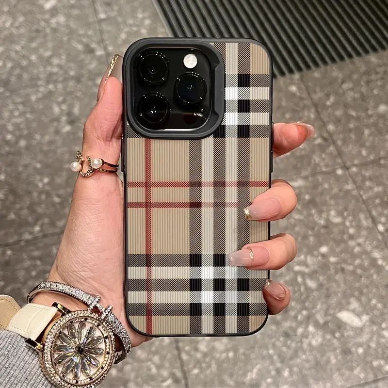 Colorful silver minimalist checkered pattern