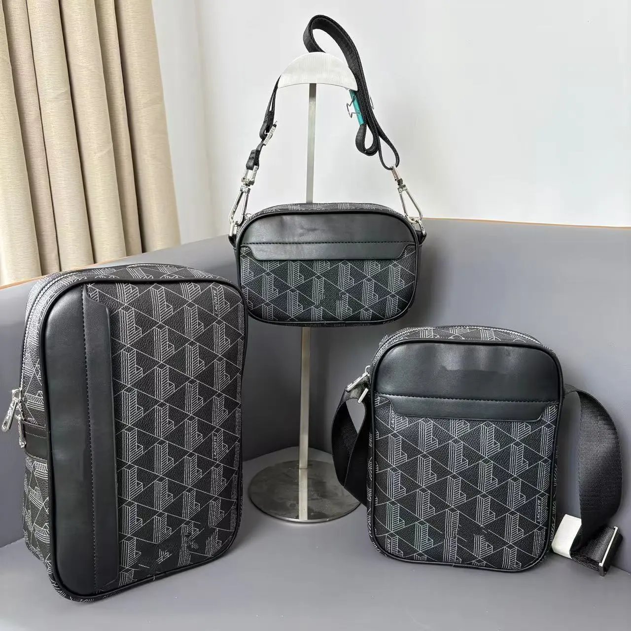 Mens singleshoulder bag casual and fashionable crossbody 3