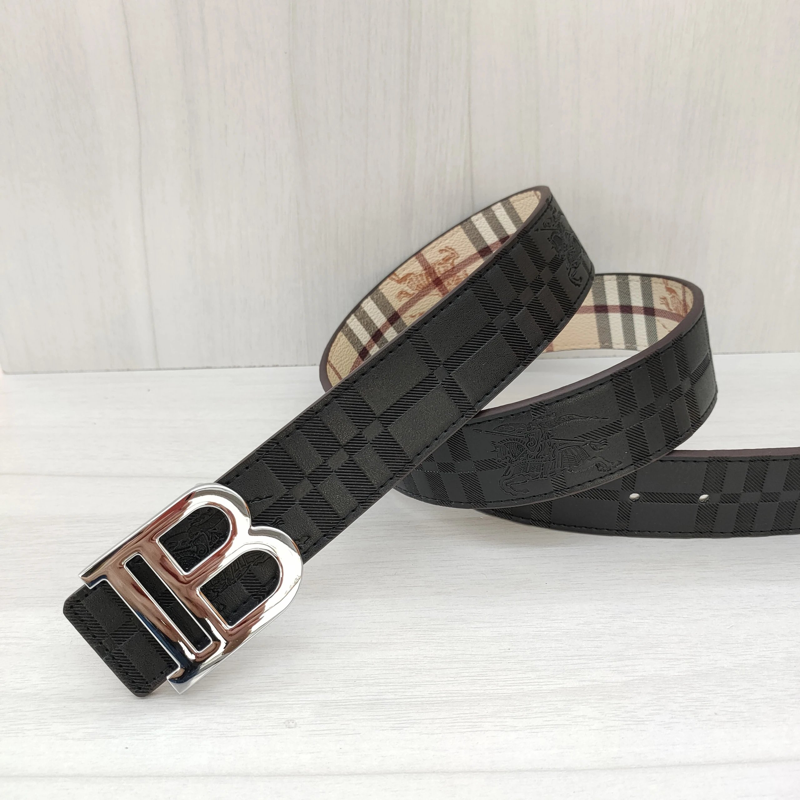 Burberry Belts Engraved monogram buckle — 12